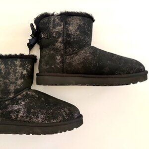 UGG Women's Mini Bailey Metallic Bow Glimmer Boot NWOT